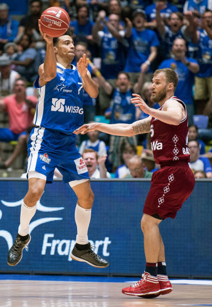 例子是一位 例子是一位