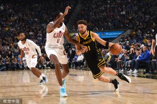 的中场核心 的中场核心